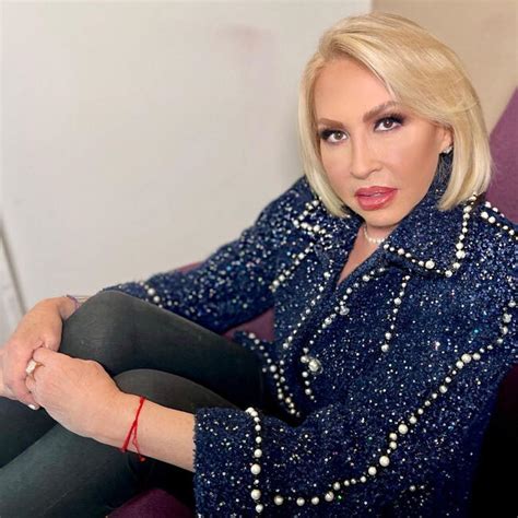 saco chanel de laura bozzo|Laura Bozzo muestra su clóset con sacos Chanel y lujosas .